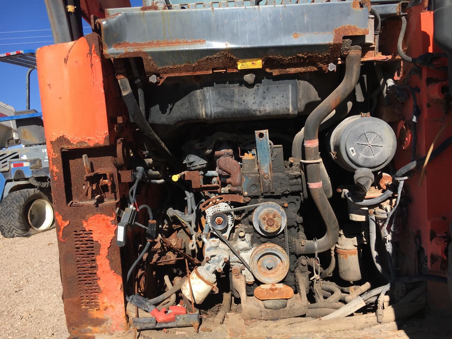 ./imagenes/INVOICE/2019/16708/MINICARGADOR KUBOTA SSV65 PARA PARTES (12).JPG